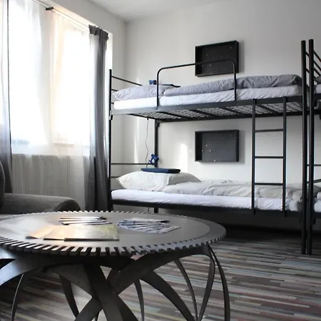 Hostel Schrott Bed&beer