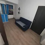 Schrott Bed&beer Hostel *